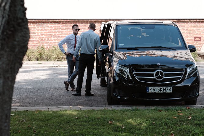 Airport to Cracow Transfer by Minivan - Cancellation Terms