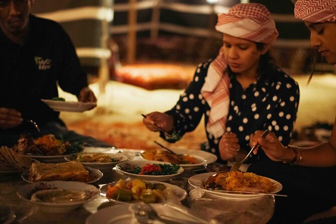 Al Marmoom Oasis Camp Experience With Bedouin Dinner - Participant Considerations