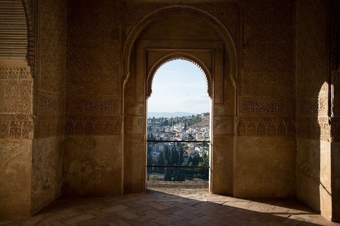Alhambra Day or Night Private Tour - Health and Fitness Requirements