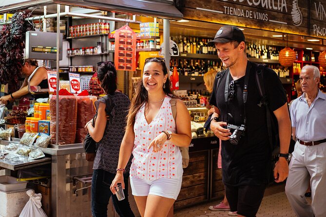 Alicante PRIVATE Food Tour With Locals: 10 Food & Drink Tastings Included - Traveler Experience