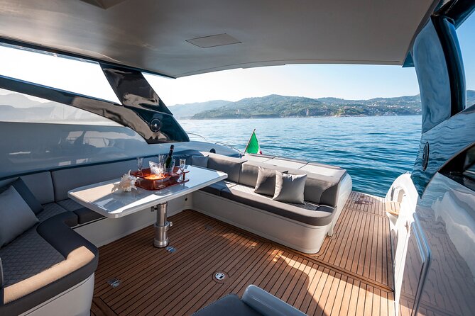 Amalfi Coast on Luxe Yacht - Onboard Amenities and Services