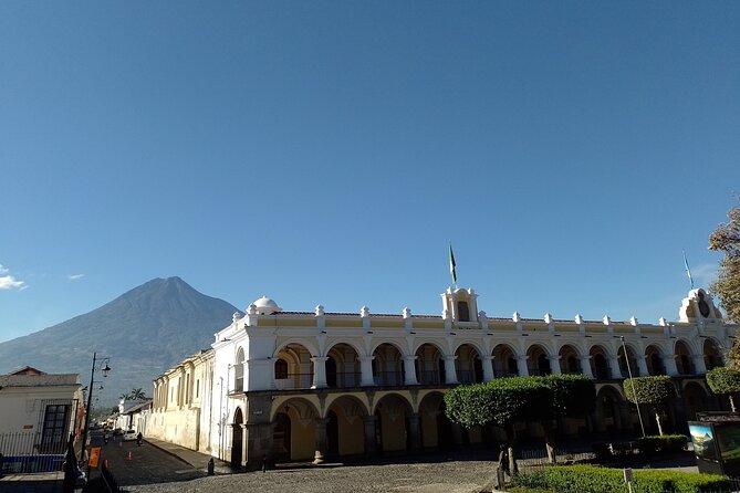 Antigua: Walking and Discovering History - Discovering Antiguas Jade Museum