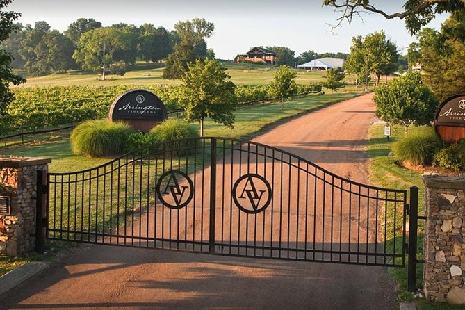 Arrington Vineyard Winery Round-Trip Shuttle Transportation From Nashville - Accessibility Features