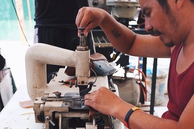 Artisan Shoemaking & Leather Craft Tour - Tour Schedule
