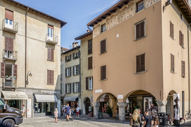 As: 2-Hour Private Walking Tour - Accessibility