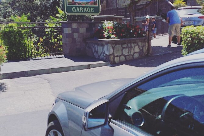 Aurora Car Service Transfers From Sorrento to Naples / Viceversa - Pickup and Accessibility