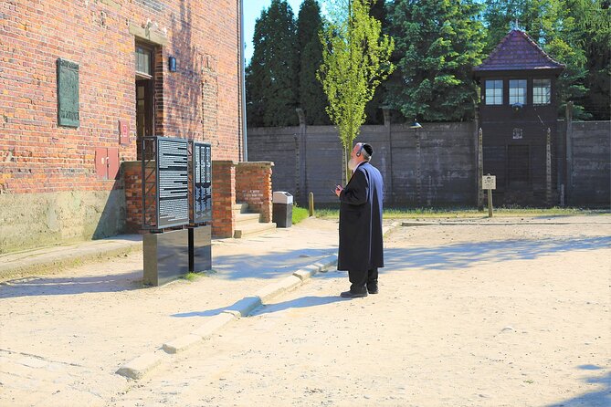 Auschwitz-Birkenau Museum: Fast-Track Entry Pass - Traveler Feedback and Reviews