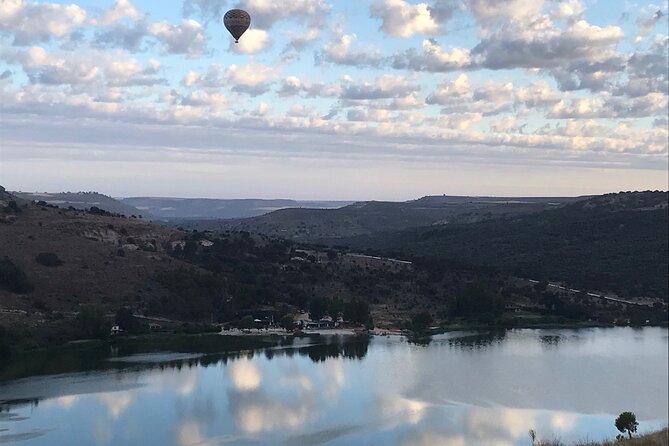 Balloon Ride in Segovia With Optional Transportation From Madrid - Accessibility and Recommendations