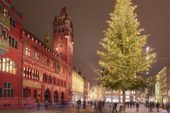 Basel's Christmas Spirit: A Festive Stroll Through Time - Admiring the Magnificent Basler Münster