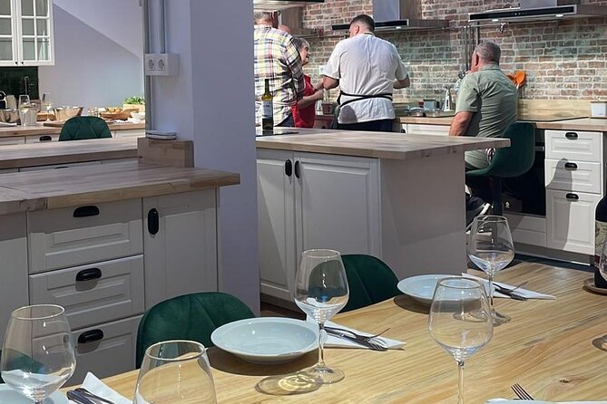 Basque Pintxos and Tapas Cooking Class in Bilbao - Cancellation Policy