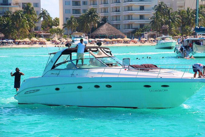 Beautiful Yacht SeaRay 48ft / 15PAX 25P16 - Inclusions and Costs