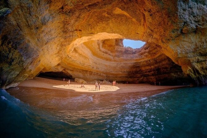 Benagil Cave Private Luxury Cruise - Drinks, Snacks & Paddleboard - Delicious Drinks and Snacks