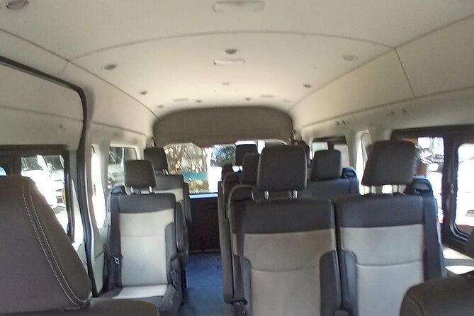 Bilingual Transfers From Tamarindo to La Fortuna and Viceverza - Accessibility Information