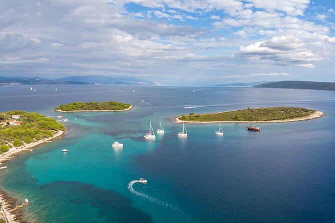 Blue Lagoon and Šolta Island Private Speedboat Tour - Meeting and Pickup