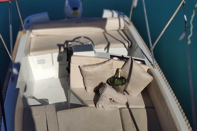Boat Rental Without License in Benalmádena - Accessibility and Accommodations