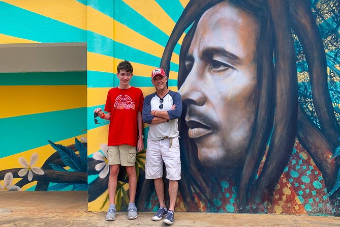 Bob Marley Mausoleum (Nine Miles) - Highlights