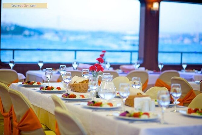 Bosphorus Dinner Cruise Review: Pros and Cons - Entertainment and Ambiance
