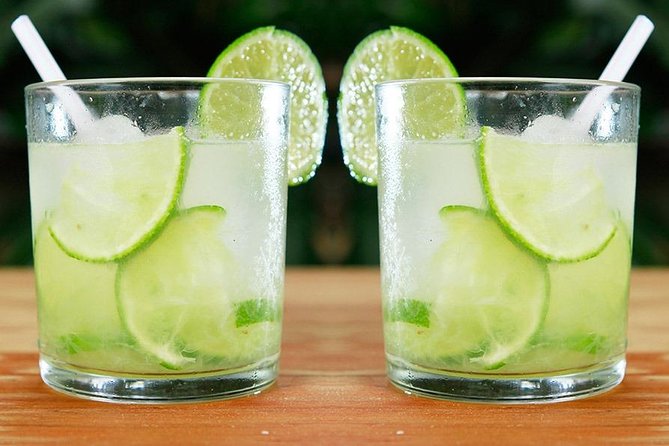 Brazilian Diner, Live Music and One Caipirinha by PARATY TOURS - A Memorable Evening