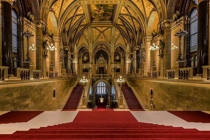 BUDapest Arrival Private Transfers From BUDapest Airport BUD to BUDapest City - Price and Discounts