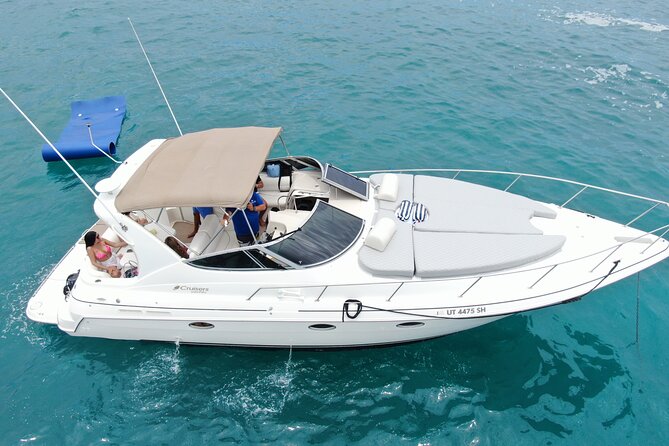 Cabo San Lucas All-Inclusive 35ft Cruiser Yacht Rental - Accessibility and Facilities