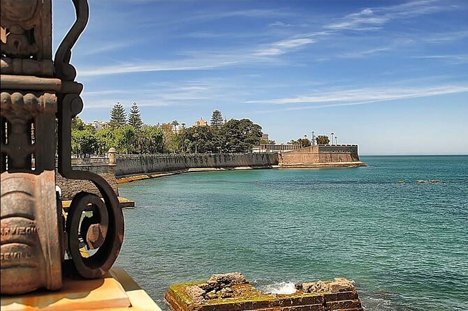 Cadiz Shore Excursion: Scenic & Walking Tour With Cheese and Sherry Tasting - Customer Experiences