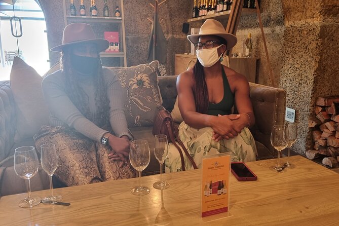 Cape Town Wine Tour & Tasting All Inclusive - Winery Visits and Lunch Provided