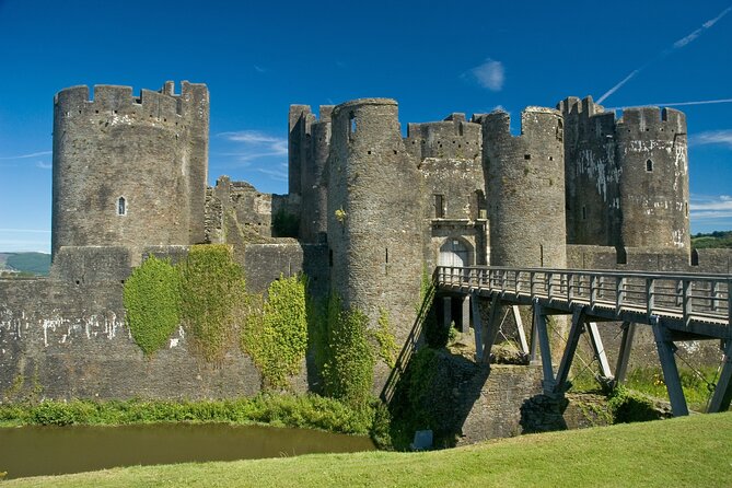 Cardiff's Private Full-Day Bardic Journey - Caerphilly Castle