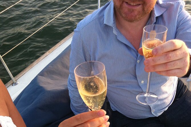 Cascais Romantic Private 2h Cruise With Sparkling Wine - Admire Lisbons Coastline