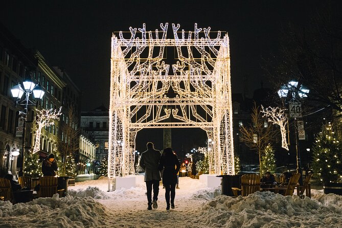 Christmas Walking Tour in Old Montreal - Tour Experience