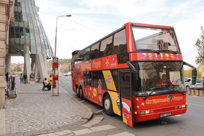 City Sightseeing Prague Hop-On Hop-Off Bus Tour & Optional Boat Tour - Customer Feedback and Experiences