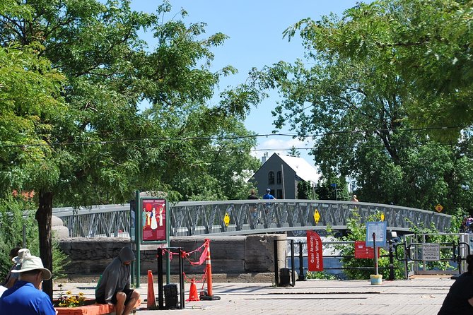 City Tour; Like a Montrealer - Pricing and Booking Information