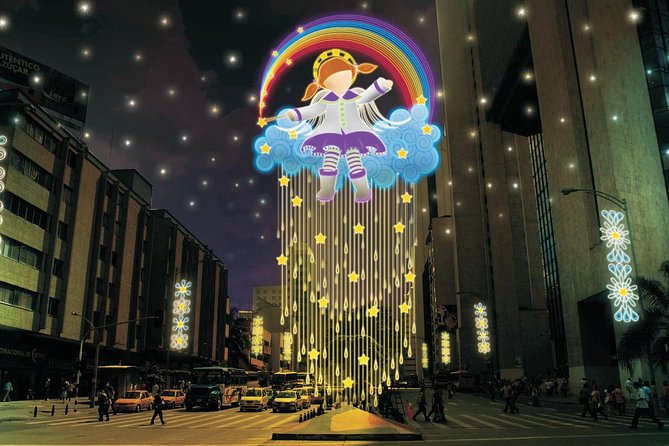 Combo Tour: Christmas Lights and Medellin City Tour Including Traditional Food - Discovering Medellins Culinary Delights