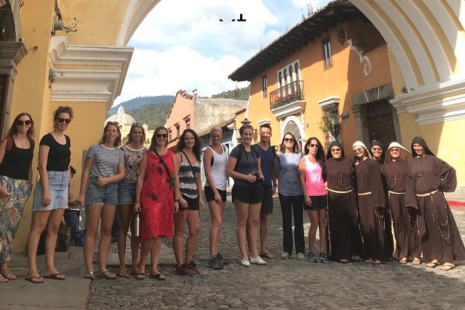 Combo Walking and Market Tour - Sampling Guatemalan Sweets