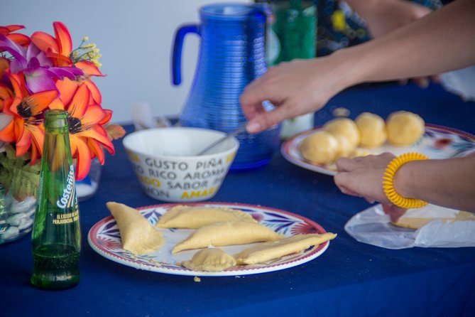 Cooking Class 4 Hours With a Local Mom in Cartagena - Meeting and Pickup Details