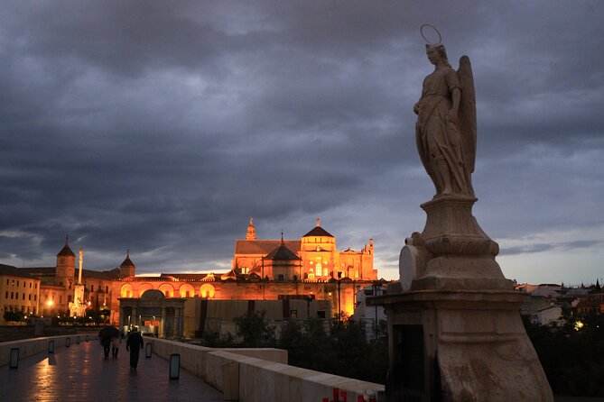 Cordoba Mezquita Tour - Courtyard and Wine Tasting