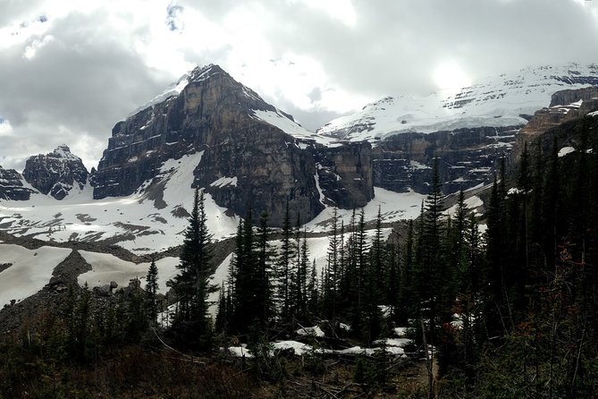 Day Hike in Lake Louise - Booking Information