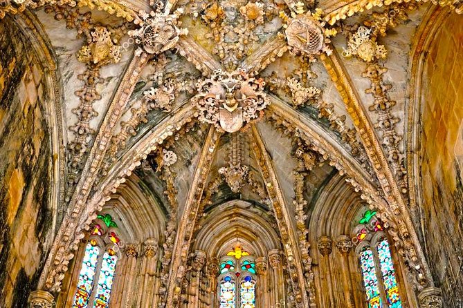 Day Tour Fatima Batalha Nazare Obidos - Exploring Batalha Monastery