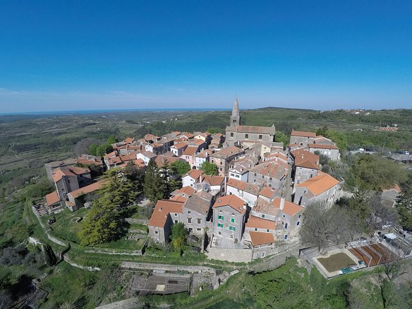 Day Trip to Poreč and Pula With Lunch From Rovinj - Exploring Porečs Old Town