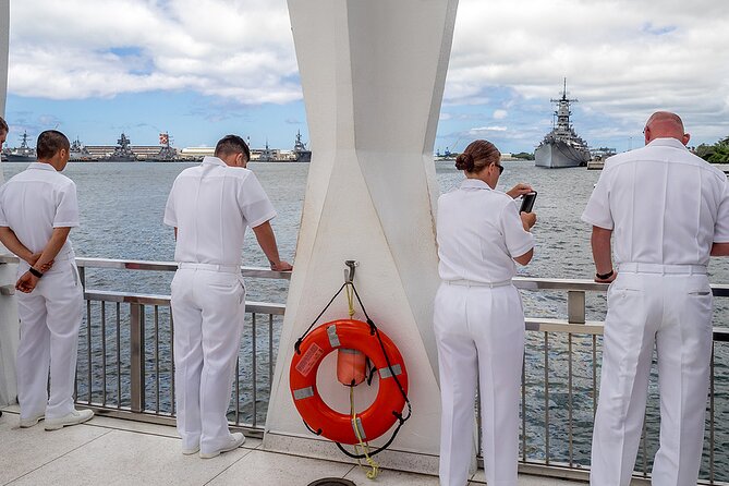 Deluxe Pearl Harbor, Arizona Memorial, and Visitor Center Tour - Important Guidelines