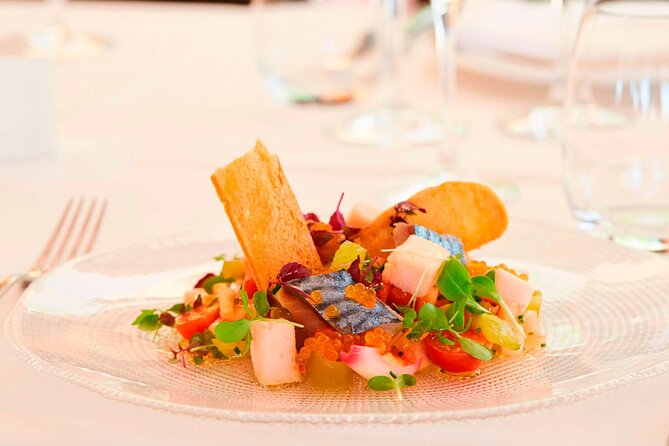Denia Sunset Cruise and Dinner at the Port - Dining Experience at Restaurante El Raset