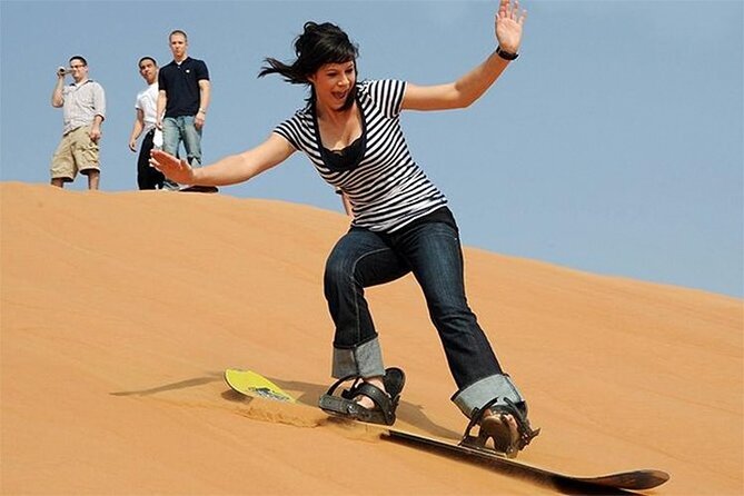 Desert Safari Dubai With 6 Live Shows & BBQ Dinner - Tour Itinerary and Activities