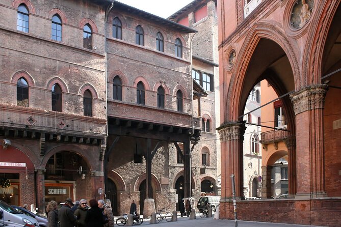 Discover Bologna an Amazing City - Discovering Charming City Squares