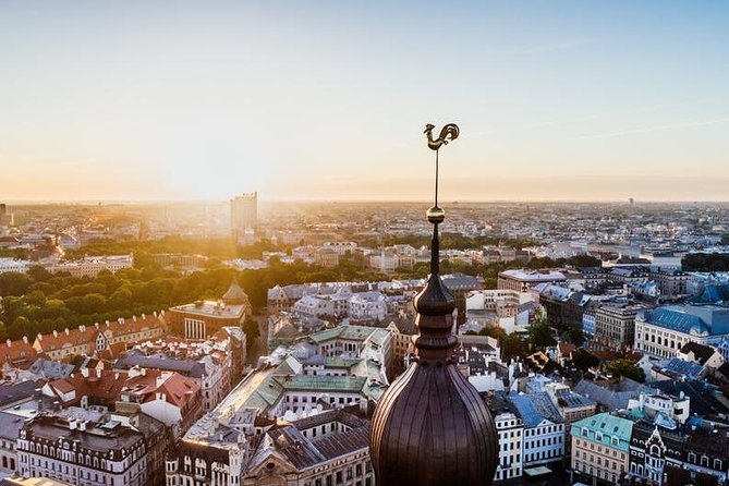 Discover Riga'S Most Photogenic Spots With a Local - Tour Ending at Latvian National Opera