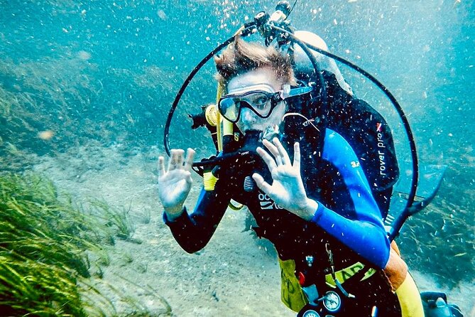 Discover Scuba Diving On The Beautiful Rainbow River - Diving Into the Crystal-Clear Waters
