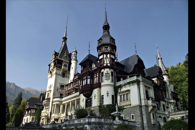 Draculas Castle and Peleș Royal Castle - Private Tour - Bran Castle (Draculas Castle)
