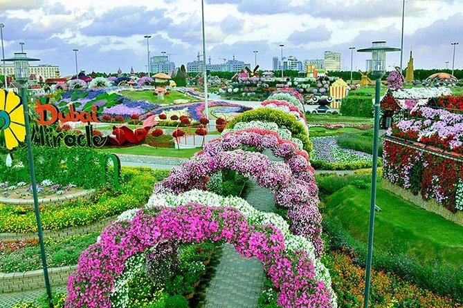 Dubai Miracle Garden With Private Round Trip Transfers - Cancellation and Payment Policy