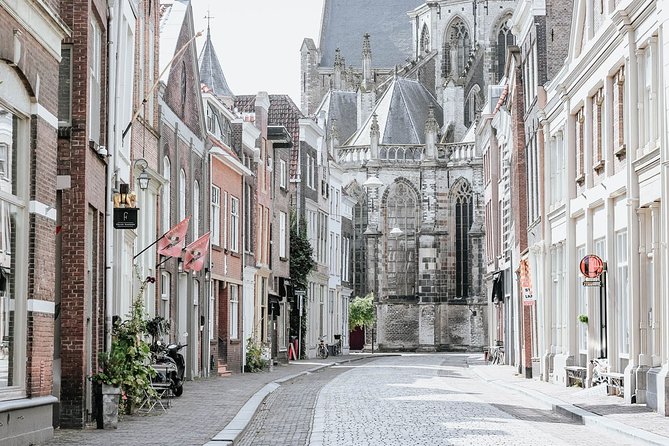 E-Scavenger Hunt Dordrecht: Explore the City at Your Own Pace - Booking and Cancellation Policies