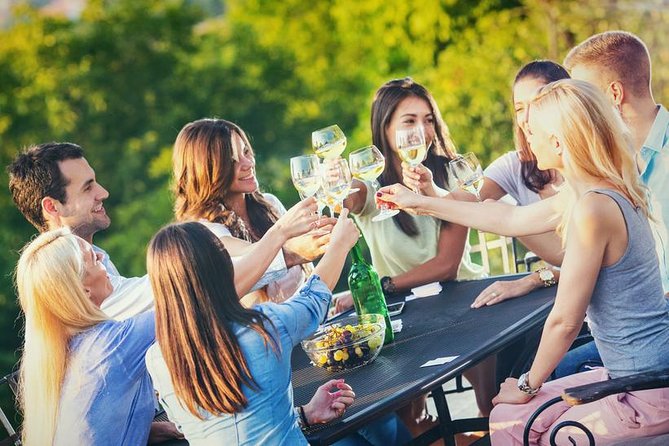 East Kelowna Wine Tour - Classic - 4 Wineries - Important Details