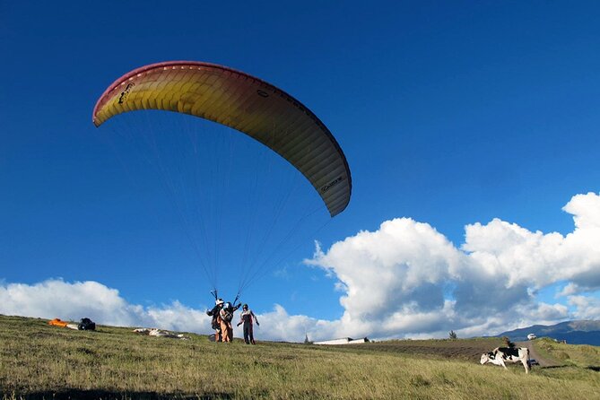 Ecuador Paragliding Baños - Meeting and Pickup Information