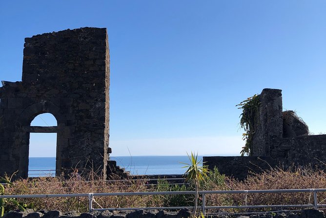 Etna, Acicastello and Acitrezza - Wandering Acitrezza